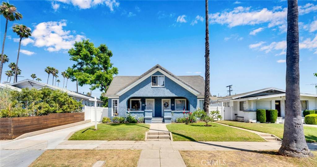 Los Angeles, CA 90016,2304 Hillcrest DR