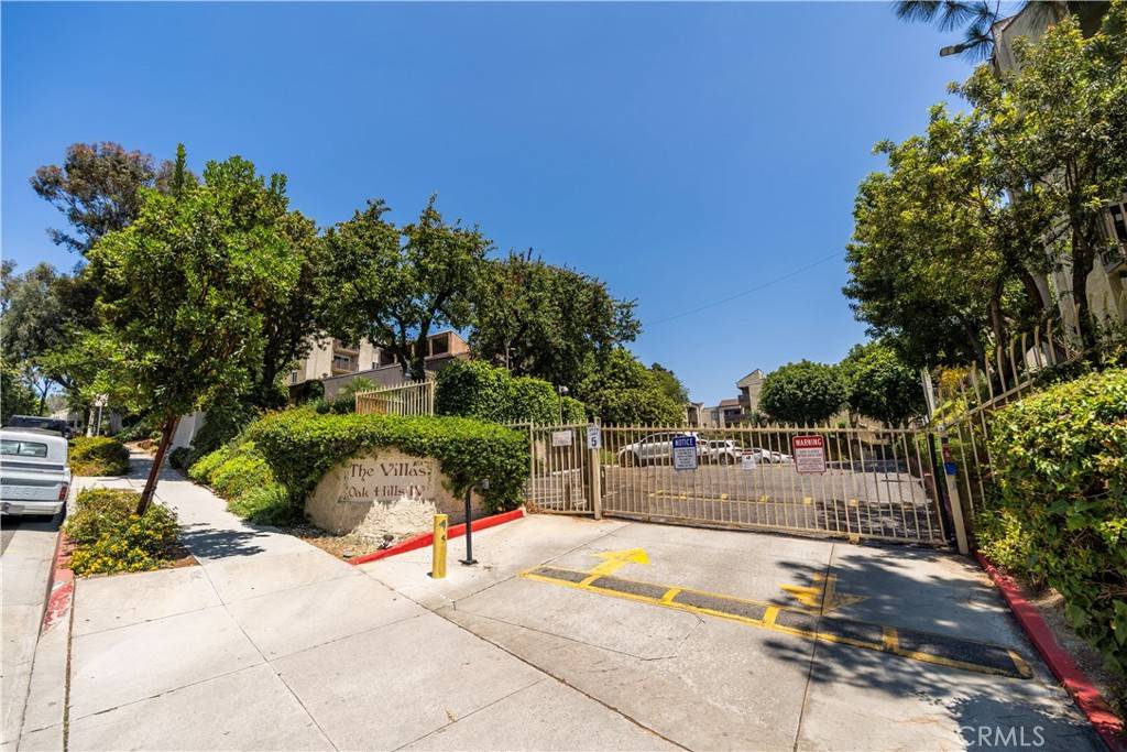 Montebello, CA 90640,1620 Neil Armstrong ST #306