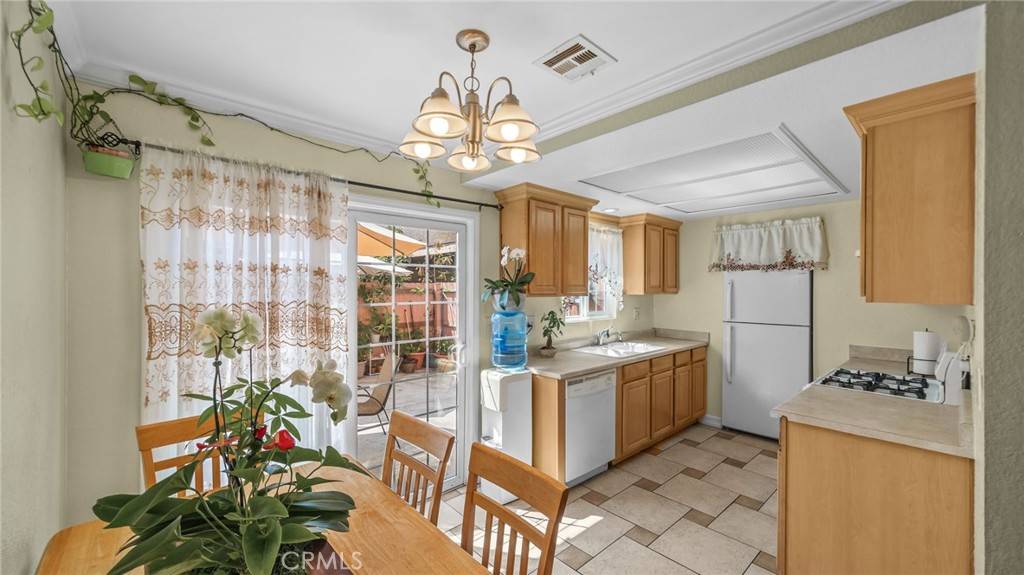 Baldwin Park, CA 91706,3856 Baldwin Park BLVD #B