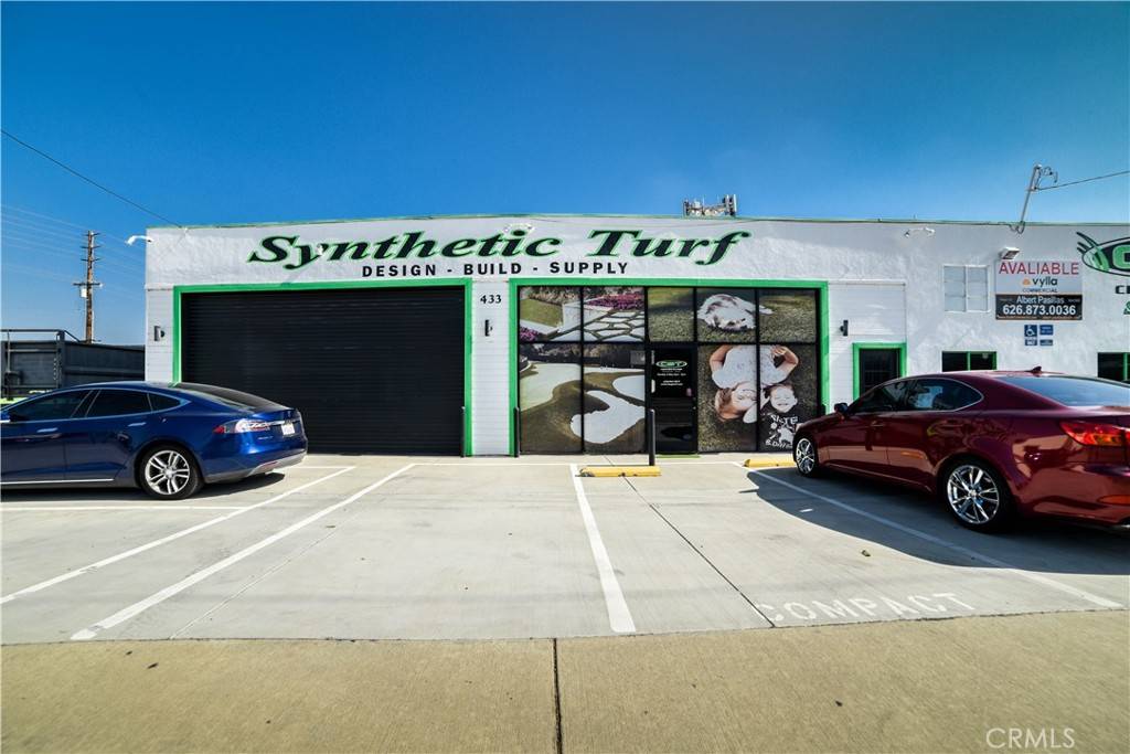Glendora, CA 91740,433 W Arrow