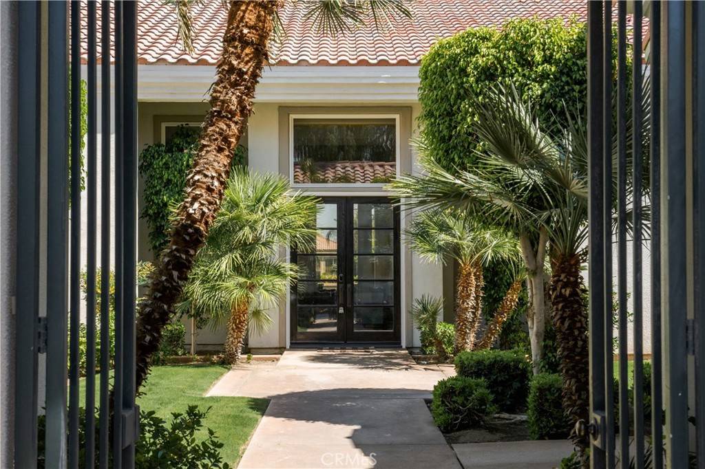 La Quinta, CA 92253,56610 Muirfield