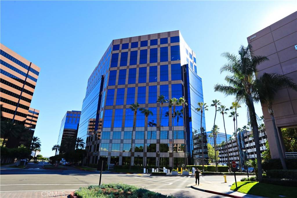 Irvine, CA 92614,2020 Main ST #270