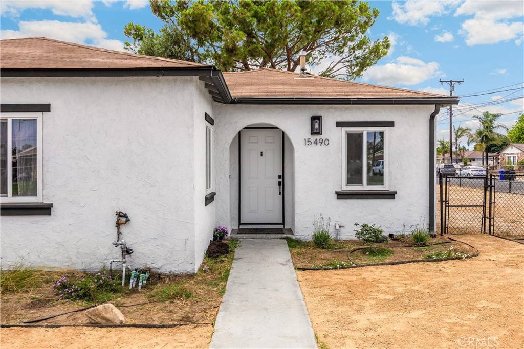 Fontana, CA 92335,15490 Pine AVE