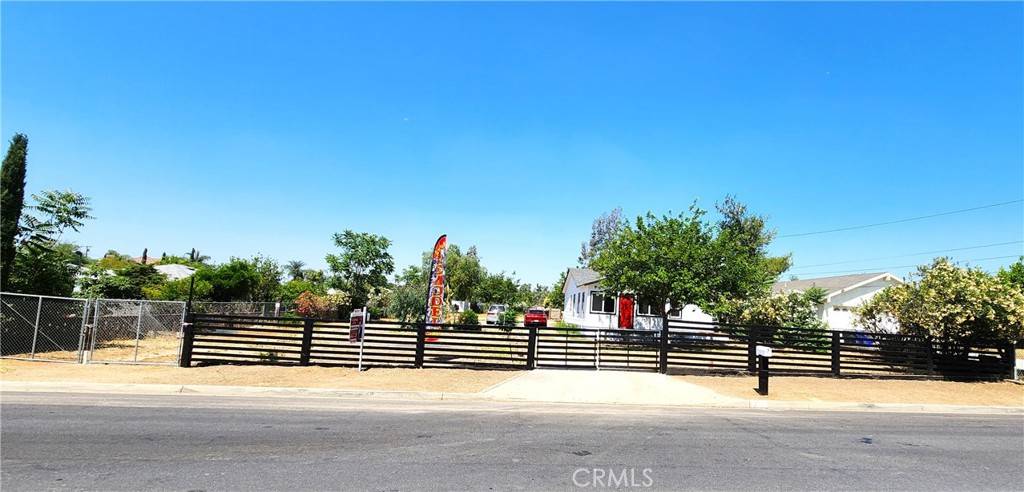 Jurupa Valley, CA 92509,3941 Campbell ST