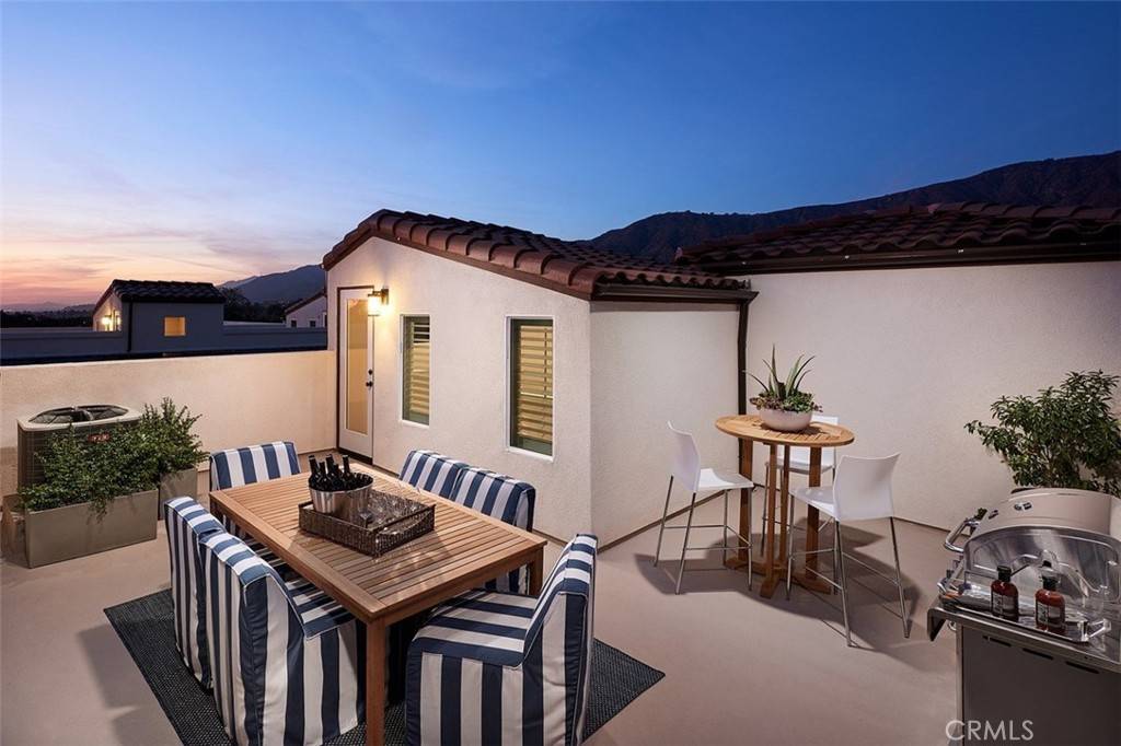 Glendora, CA 91741,631 W Foothill BLVD #25