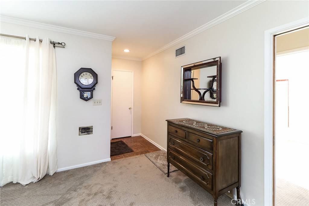West Covina, CA 91790,1247 E Marbury ST