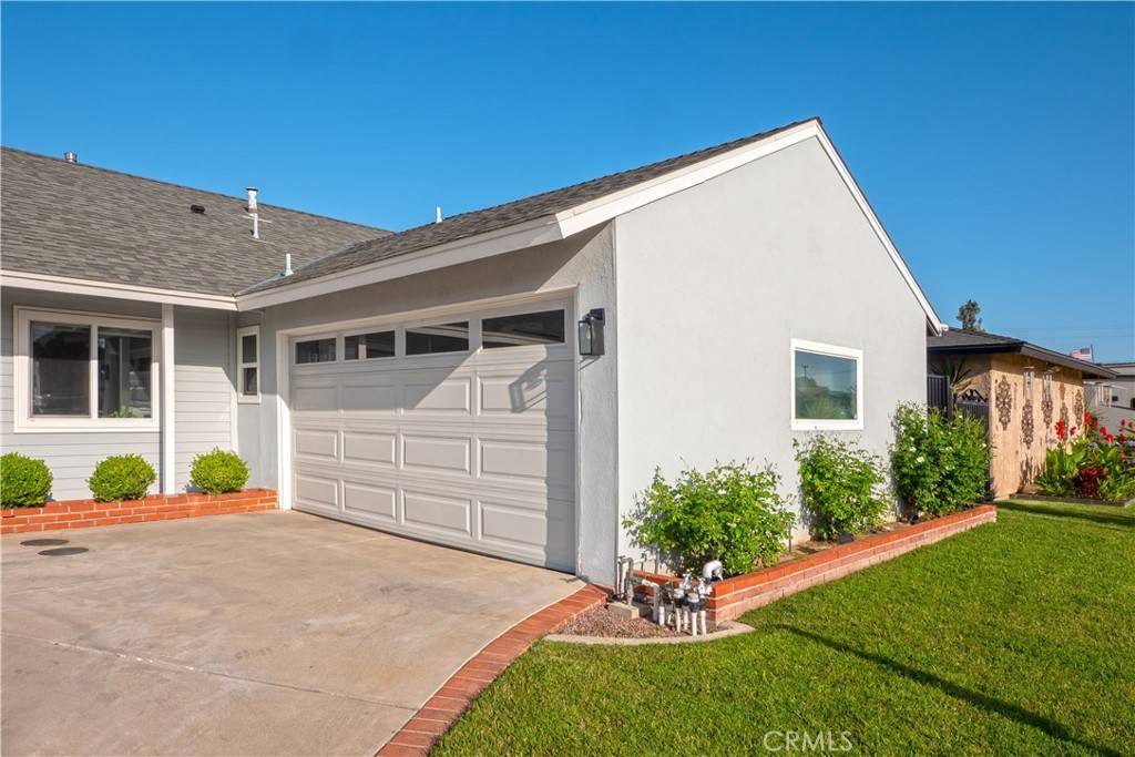 Covina, CA 91724,1156 N Stephora AVE