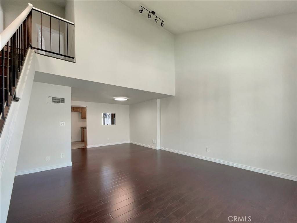 San Diego, CA 92110,1124 Eureka ST #28