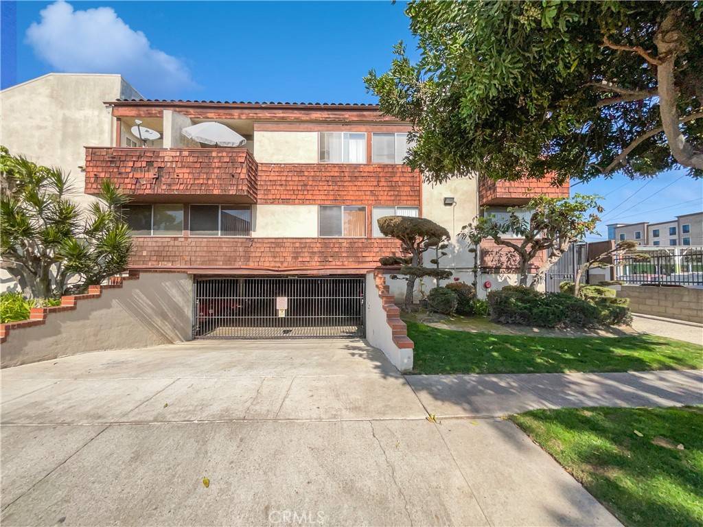 Gardena, CA 90249,1815 W 145th ST #9