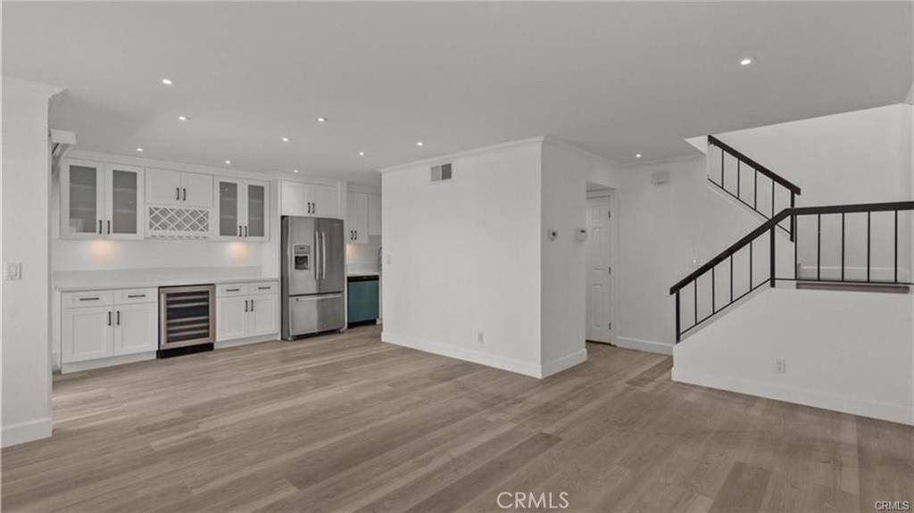 Sunland, CA 91040,10500 Sunland BLVD #4
