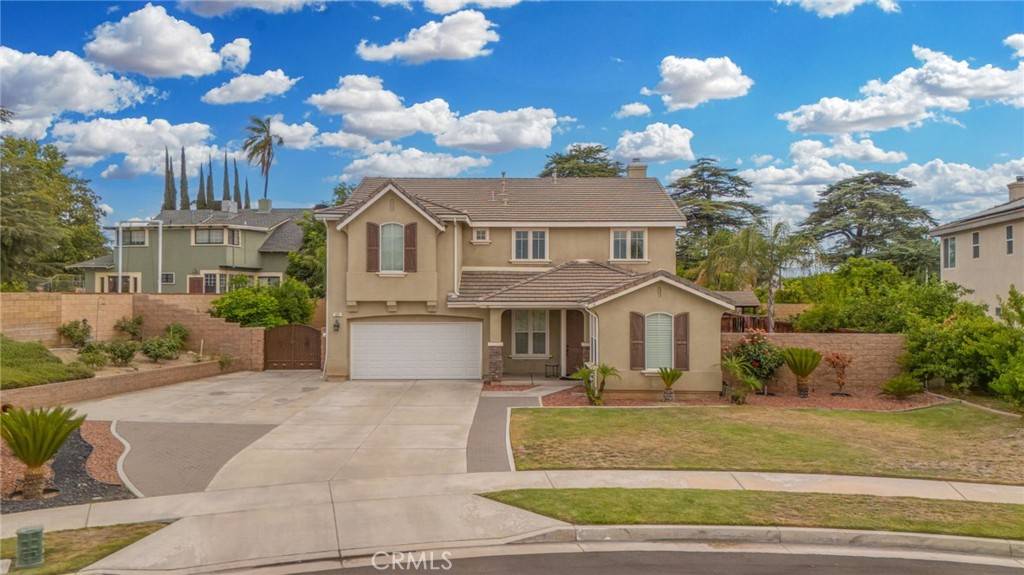 Redlands, CA 92374,325 Deodar ST