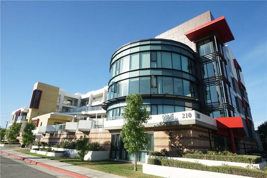 Alhambra, CA 91801,210 N Monterey ST #211