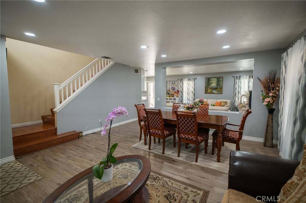 Corona, CA 92883,8941 Carnation DR