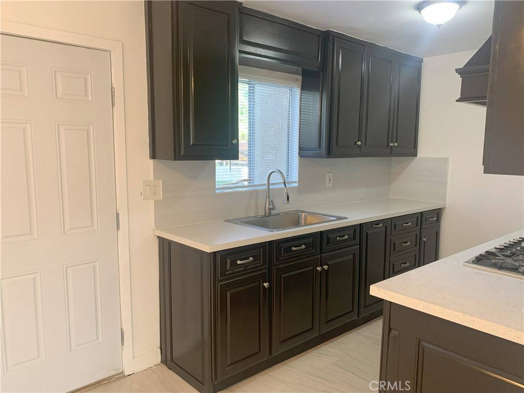 Victorville, CA 92395,14299 La Paz DR #6