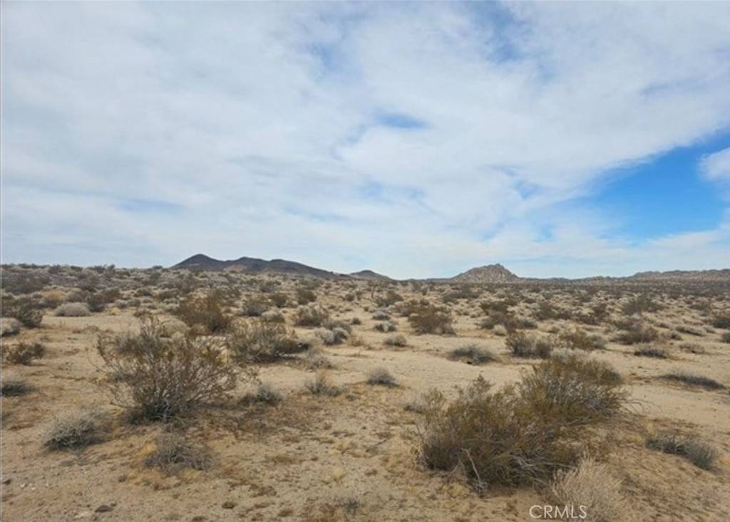 Lucerne Valley, CA 92356,0 Porter Road