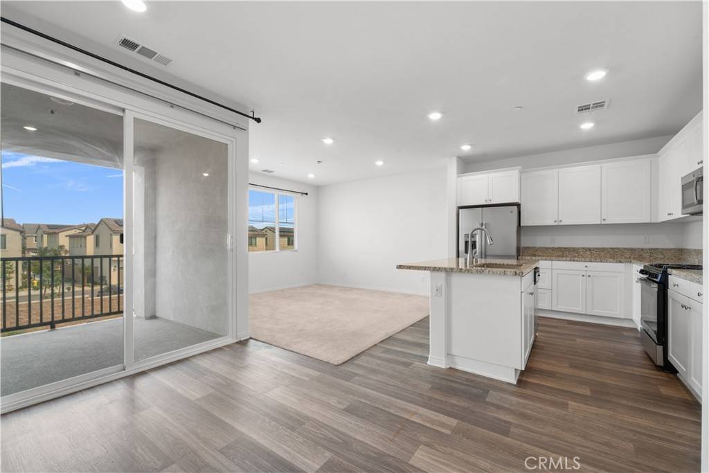 Fontana, CA 92336,16502 Casa Grande AVE #340