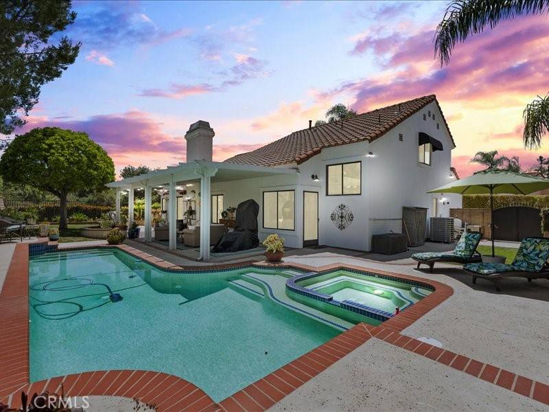La Verne, CA 91750,2543 Sloan DR