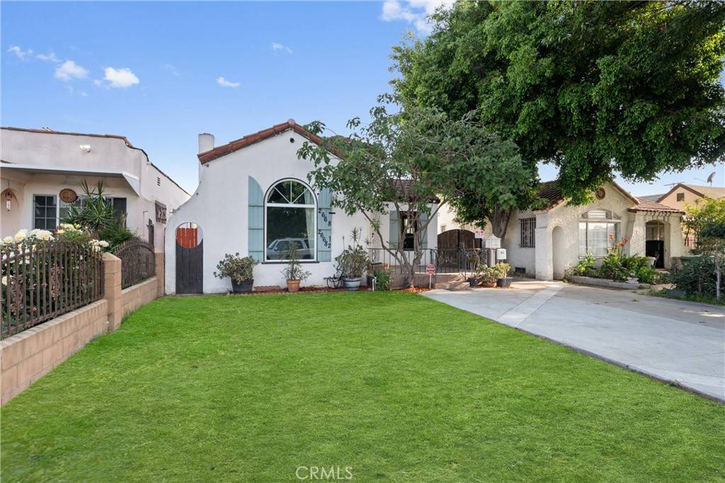 Huntington Park, CA 90255,2668 Hope ST