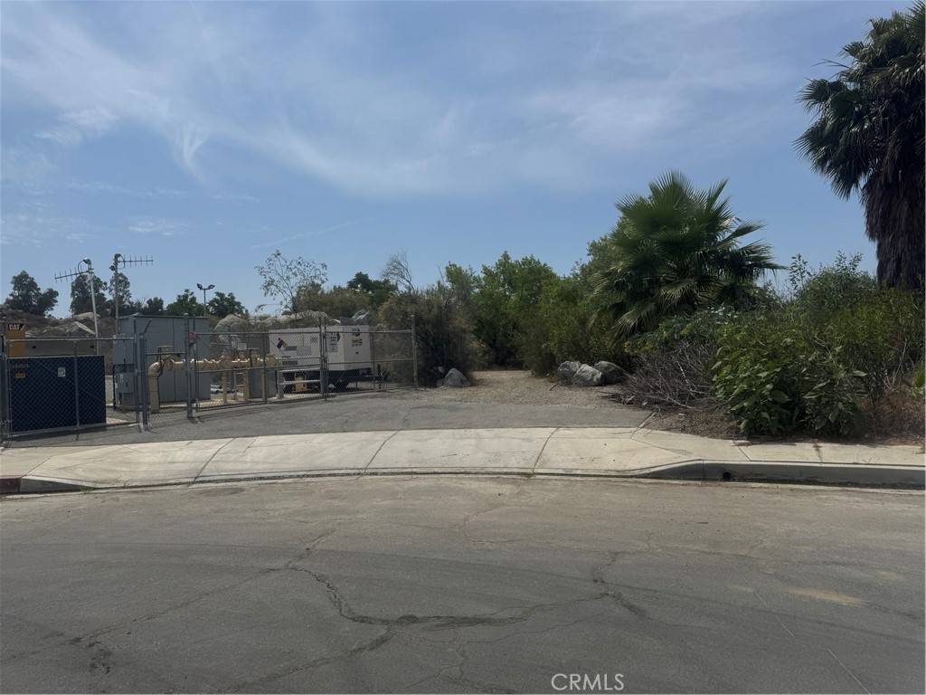 Perris, CA 92570,0 Diana