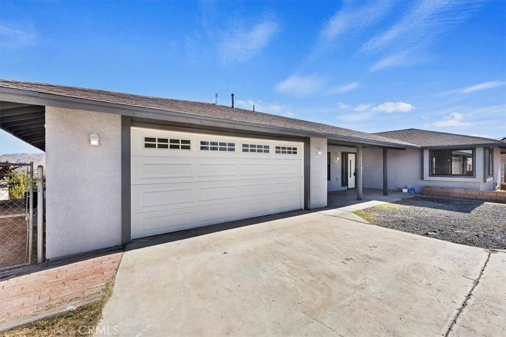 Hesperia, CA 92345,7267 Dalscote ST