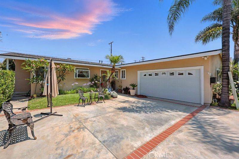 Covina, CA 91722,665 N Waterbury AVE