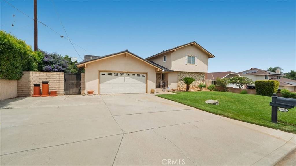 Corona, CA 92882,860 Knollwood DR