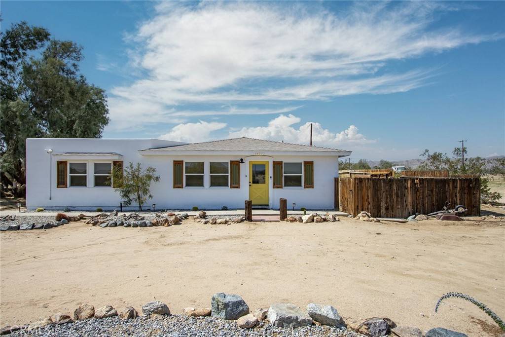 Joshua Tree, CA 92252,64975 Sun Oro RD