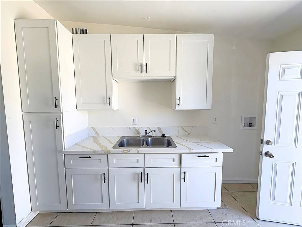 Rancho Cucamonga, CA 91730,10371 24th ST
