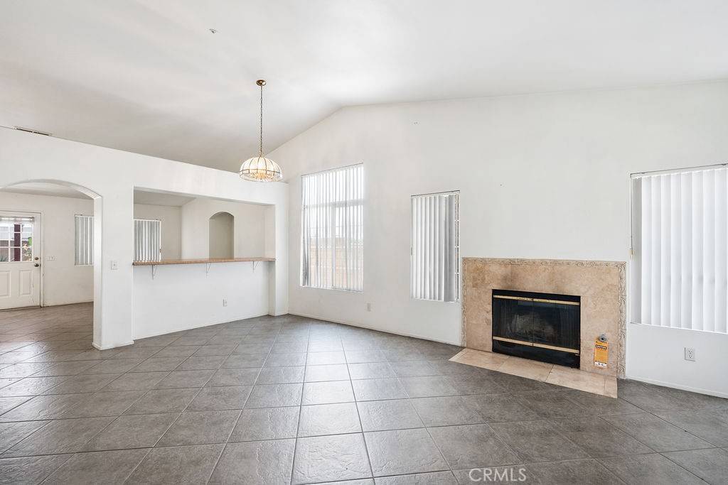 Fontana, CA 92335,16205 Seville AVE
