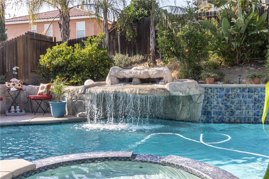 Mentone, CA 92359,2168 Stonewood ST