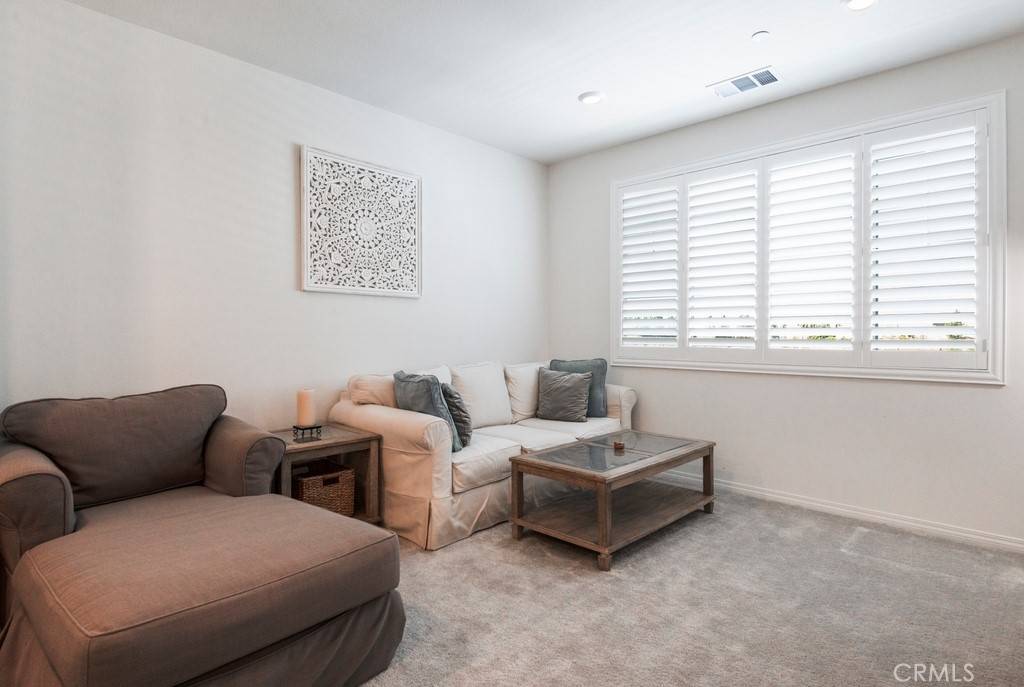 Fontana, CA 92336,16540 Wyndham LN #10