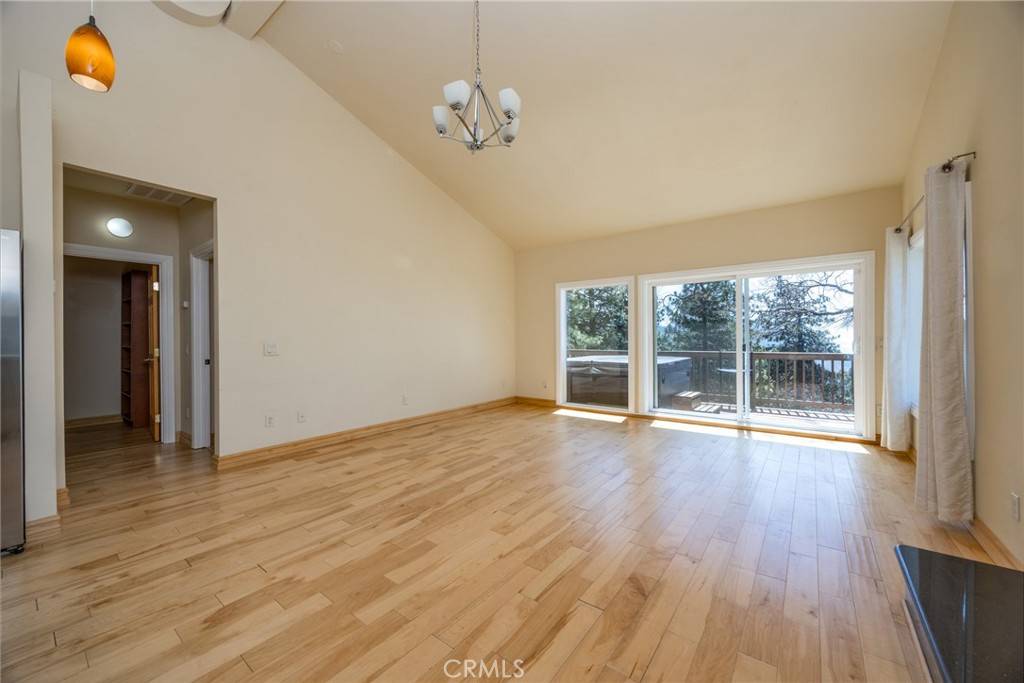 Running Springs, CA 92382,2461 Spring Oak DR