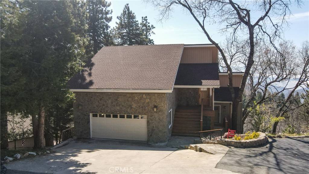 Running Springs, CA 92382,2461 Spring Oak DR