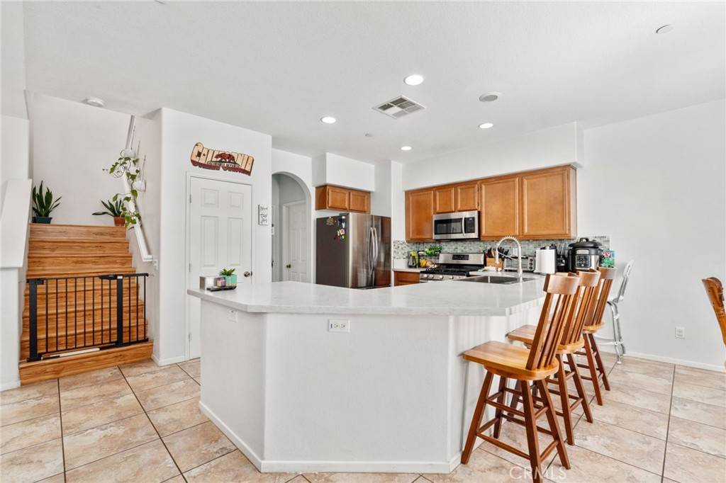 Perris, CA 92571,3381 Evening Mist LN