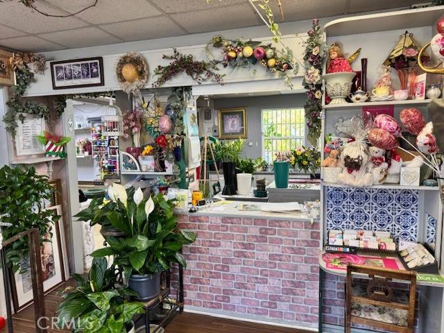 Pomona, CA 91768,440 W Holt AVE
