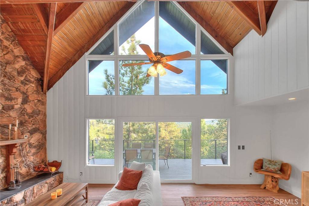 Lake Arrowhead, CA 92352,27723 Alpen DR