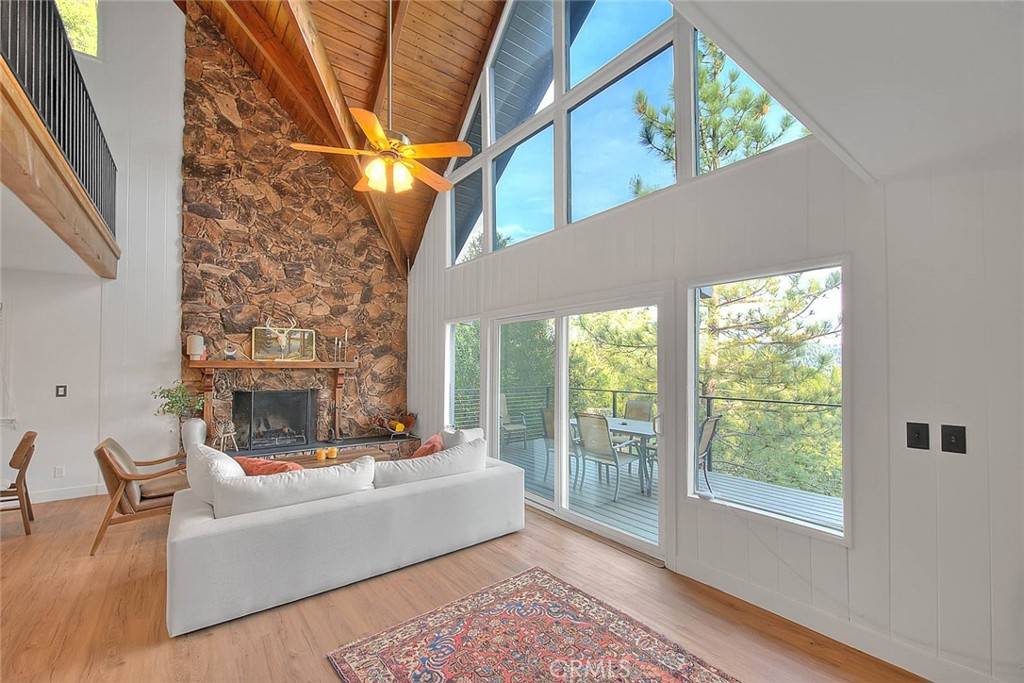 Lake Arrowhead, CA 92352,27723 Alpen DR