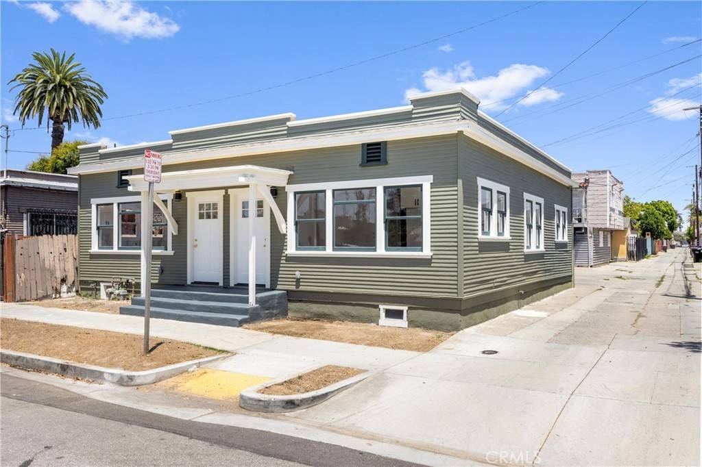 Long Beach, CA 90813,852 Orange AVE