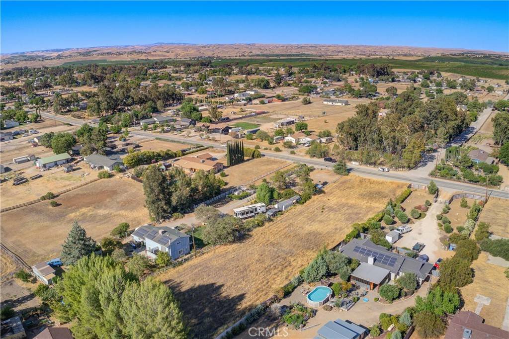 Paso Robles, CA 93446,4515 Jardine RD