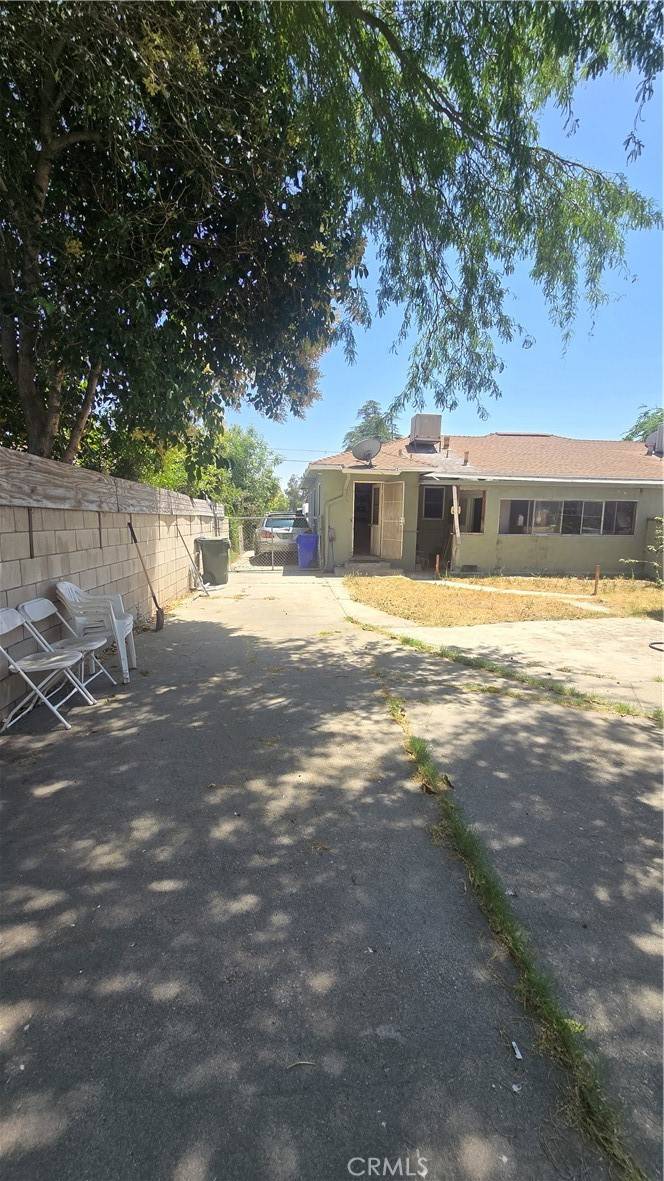 Fontana, CA 92335,16748 Athol ST