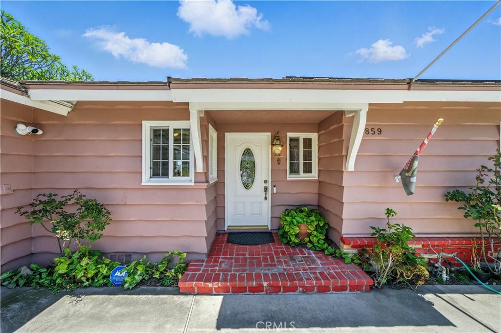 West Covina, CA 91791,859 S Hillward AVE