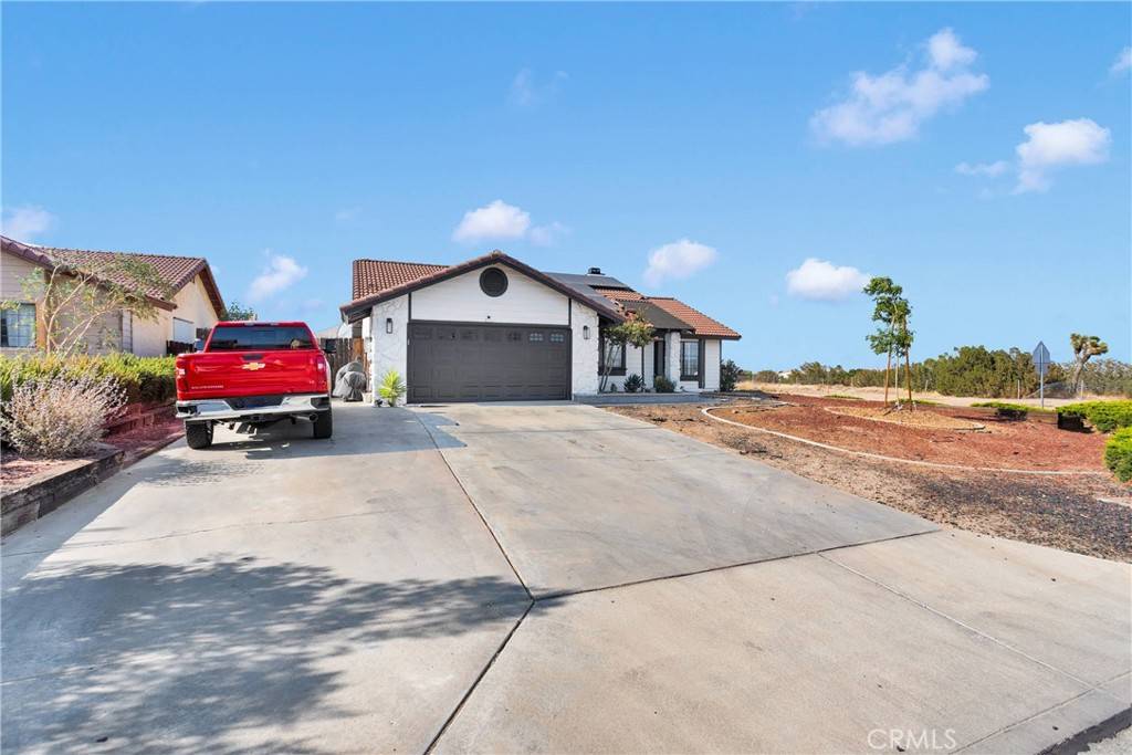 Hesperia, CA 92344,13684 Elm ST