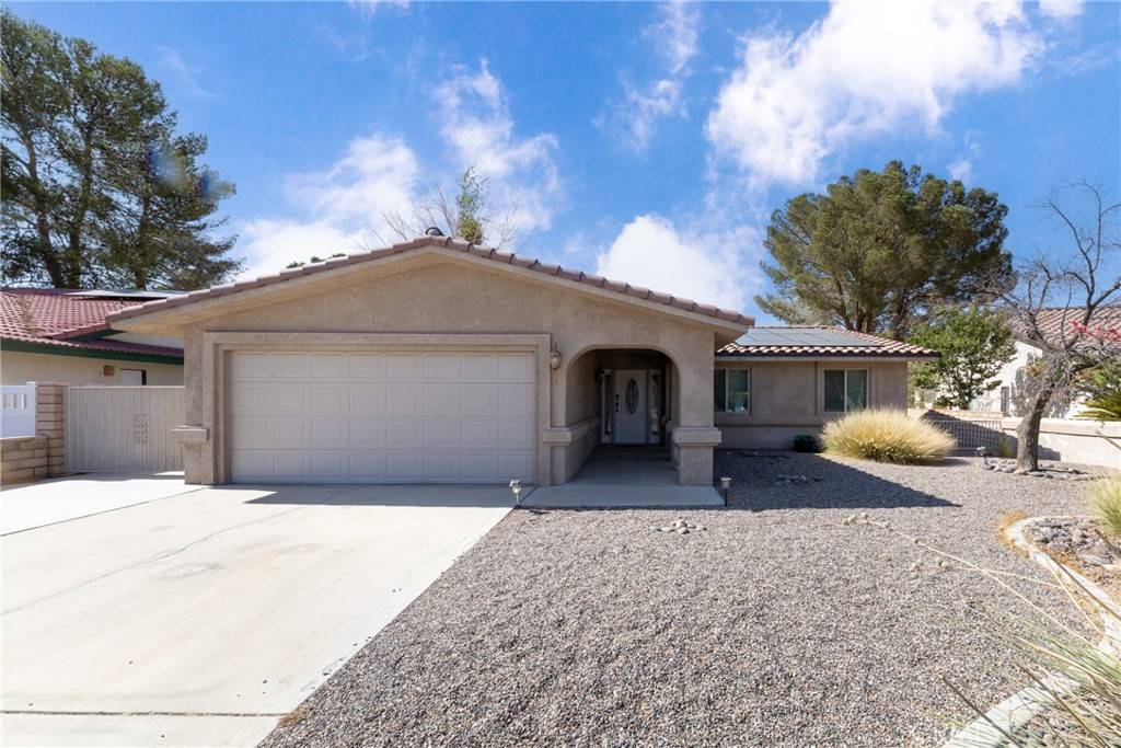 Helendale, CA 92342,15090 Orchard Hill LN
