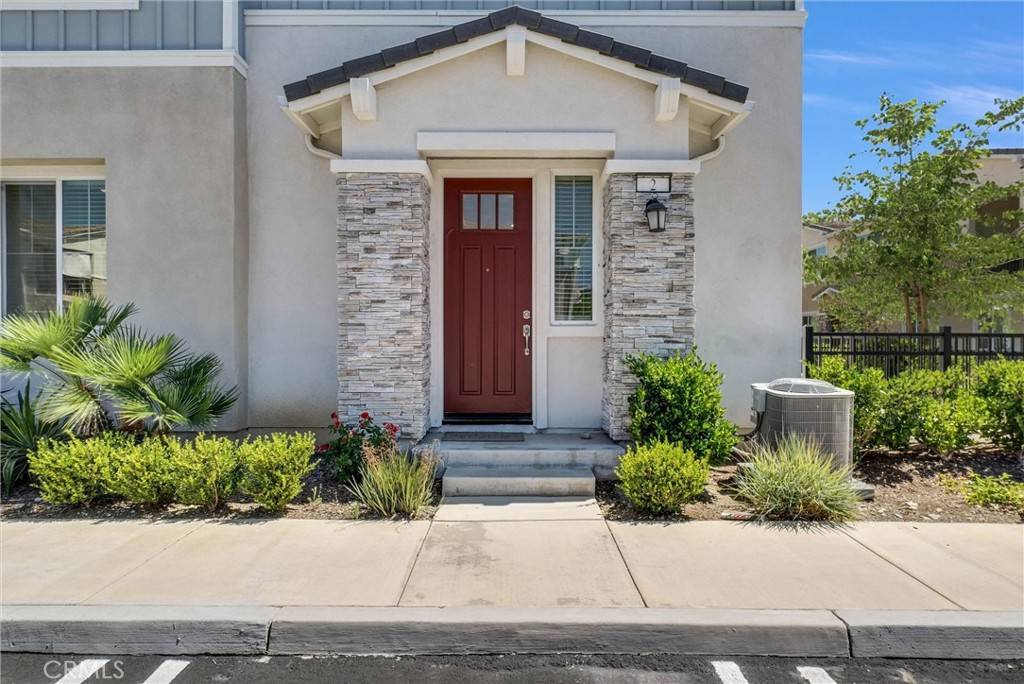 Fontana, CA 92336,16681 Wyndham LN #2