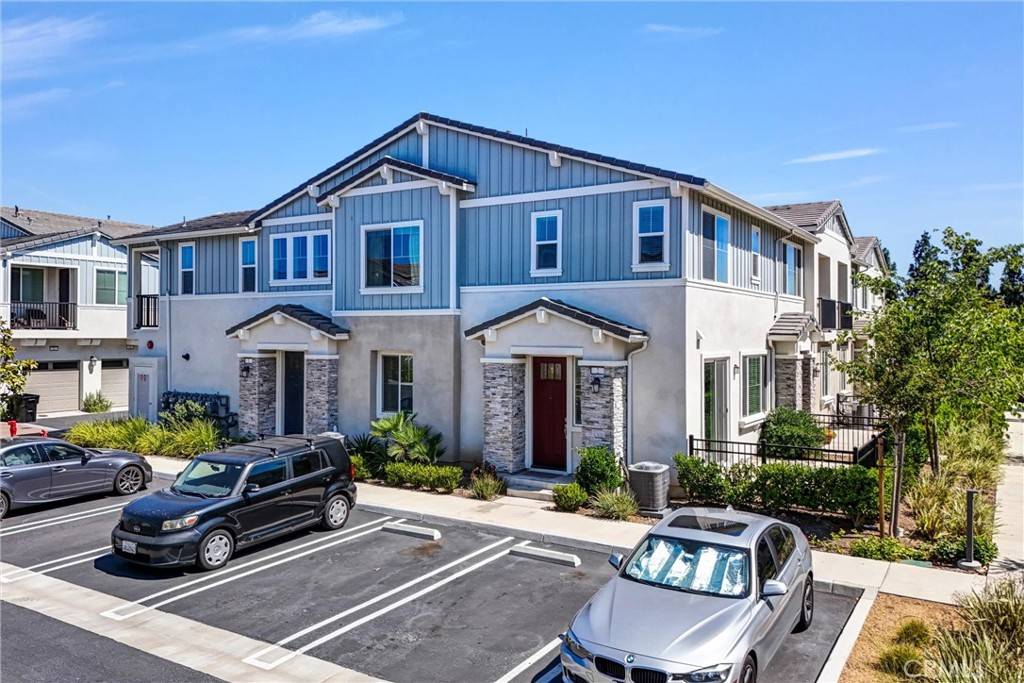 Fontana, CA 92336,16681 Wyndham LN #2