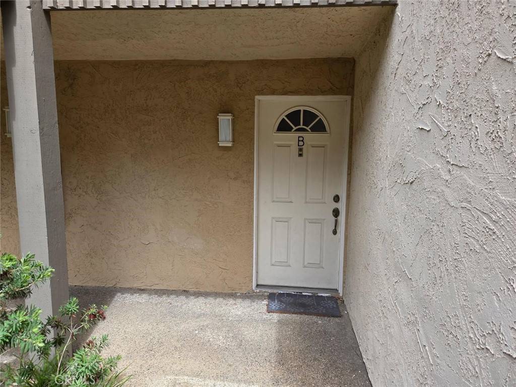 La Jolla, CA 92037,8515 Villa La Jolla DR #B