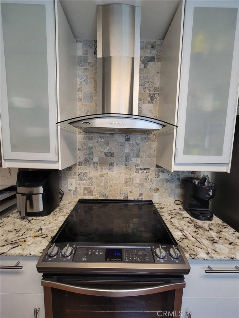 Sacramento, CA 95827,9825 Winterwood WAY