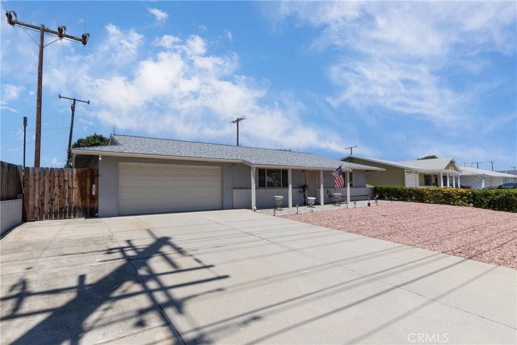 Menifee, CA 92586,28851 Murrieta RD
