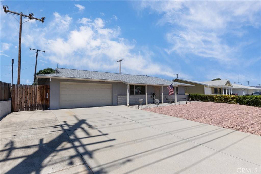 Menifee, CA 92586,28851 Murrieta RD