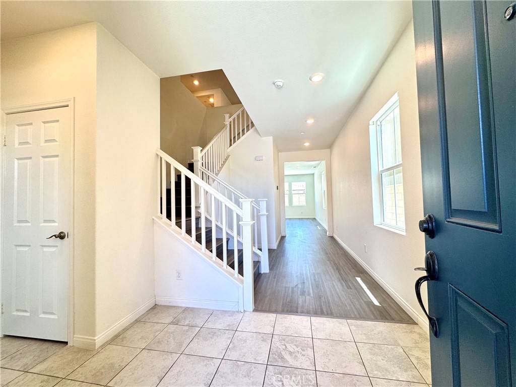 Ontario, CA 91761,3329 S Welsummer AVE